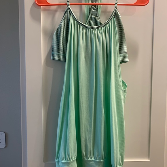 SOLD Lululemon cutout tank, size 6. - Picture 2 of 2